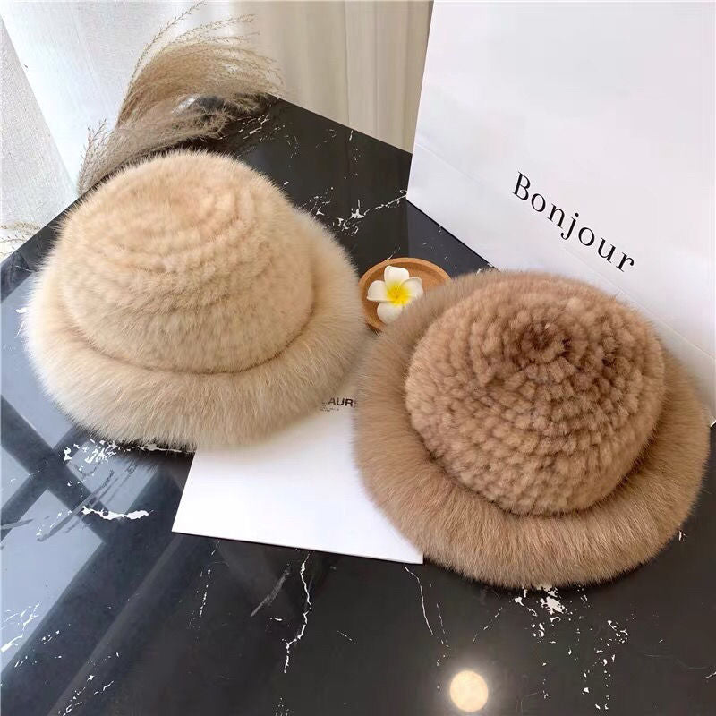 🎅Early Christmas Sale Buy 3 Get 1 Free🎁Women’s Winter Furry Hat