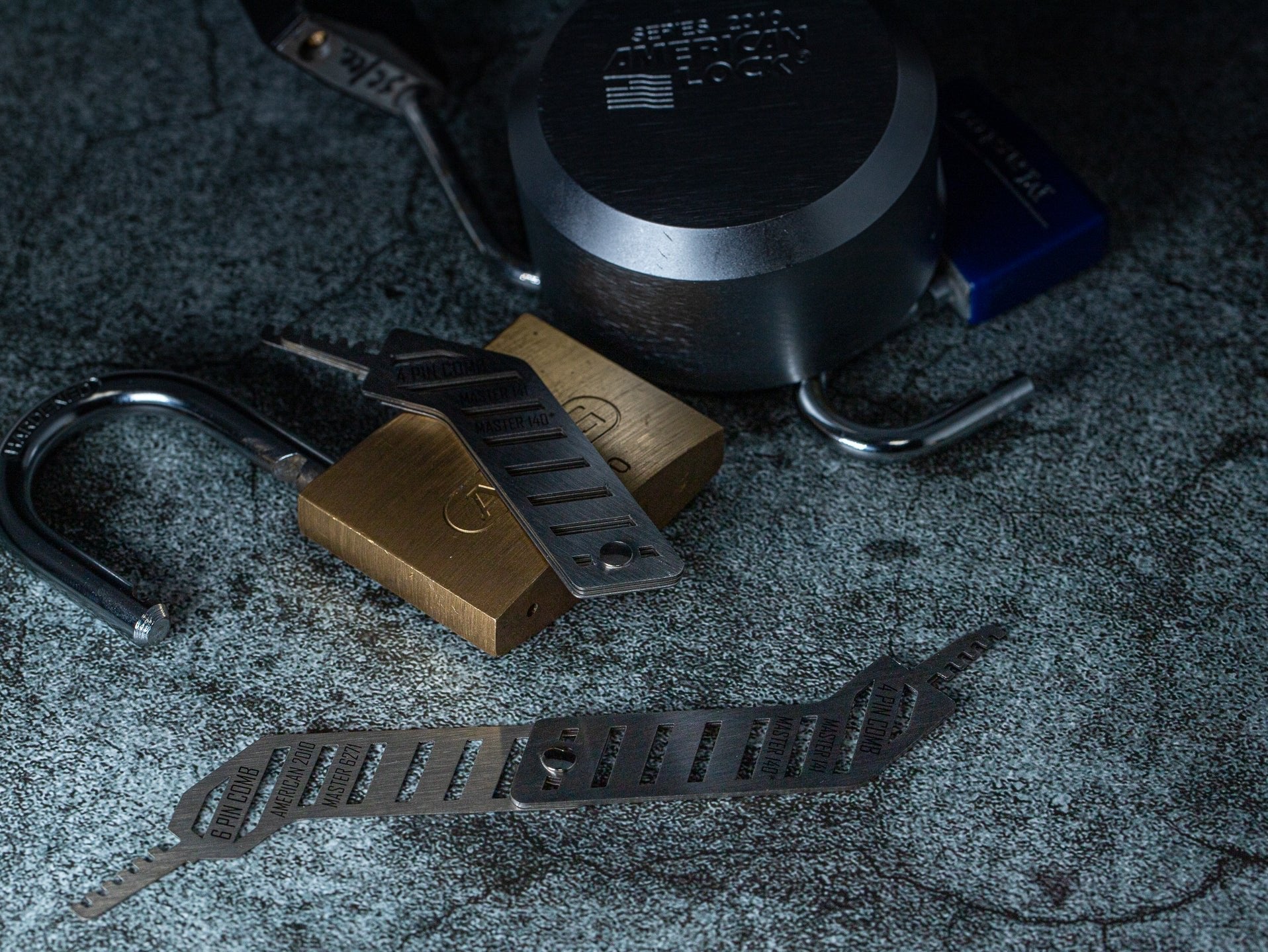 🔥COMB Lock Picks – Blauzone