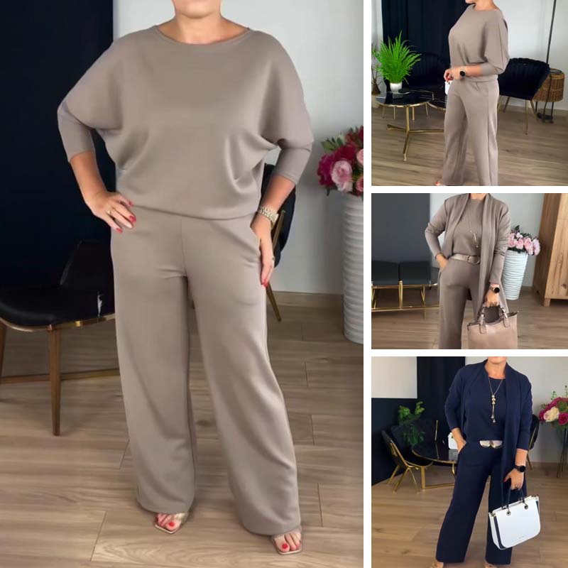 Fashionable women's cardigan suit