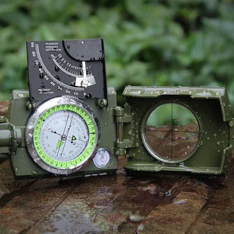 Multifunctional Aiming Navigation Compass