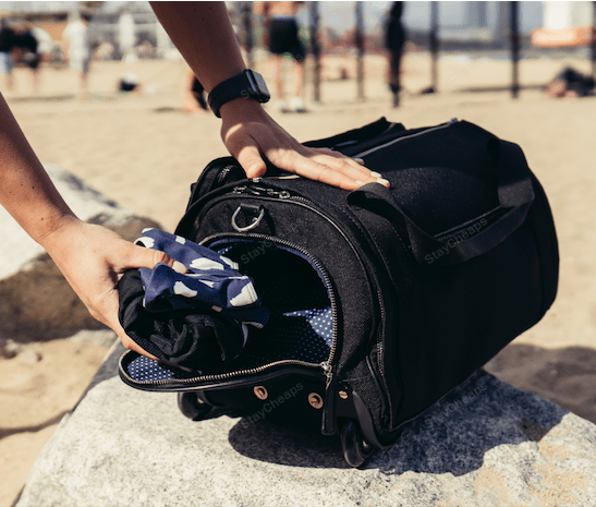 THE CONVERTIBLE DUFFLE GARMENT LUGGAGE