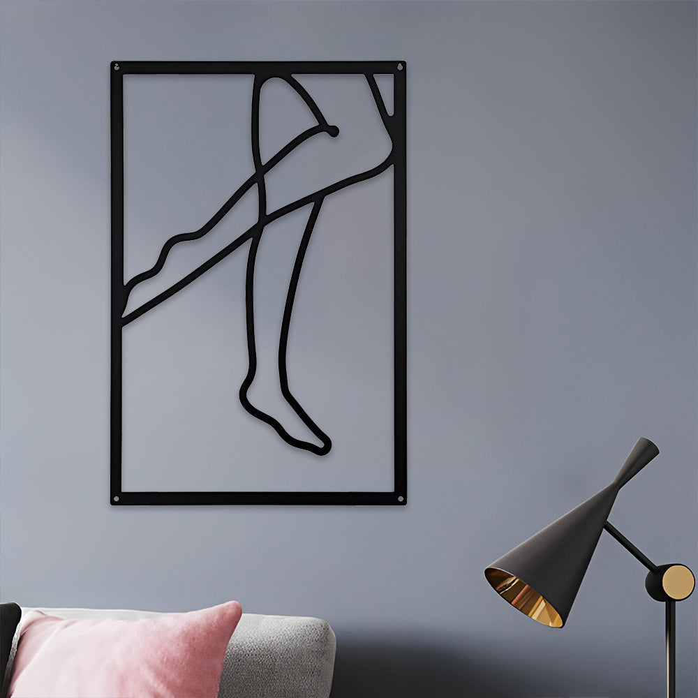 Abstract Woman Lines Metal Wall Art version 005