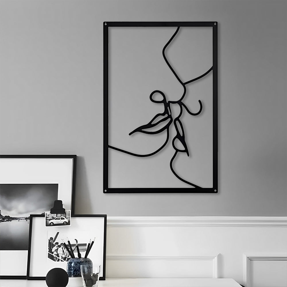 Abstract Woman Lines Metal Wall Art version 006