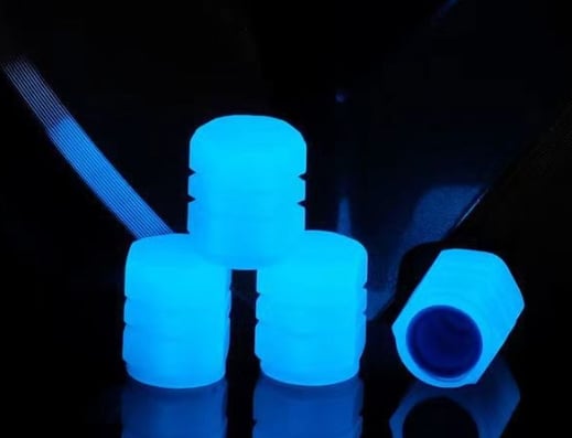 UNIVERSAL FLUORESCENT CAR TIRE VALVE CAPS 4PCS